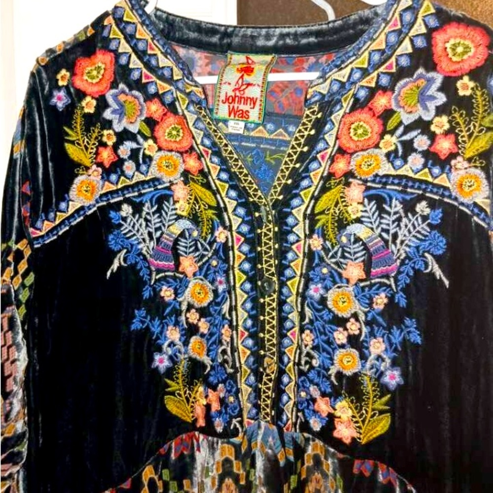 Beautiful Johnny Was dress! It’s gorgeous! NWT